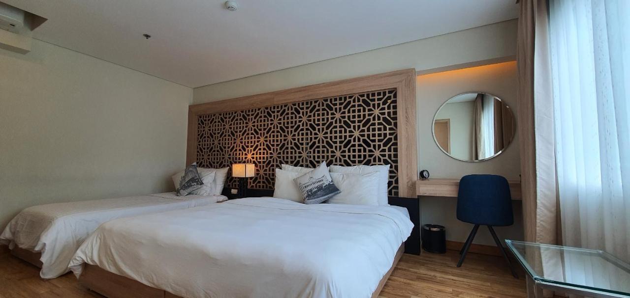 Gemini Saigon Hotel & Apartment Хошимин Екстериор снимка