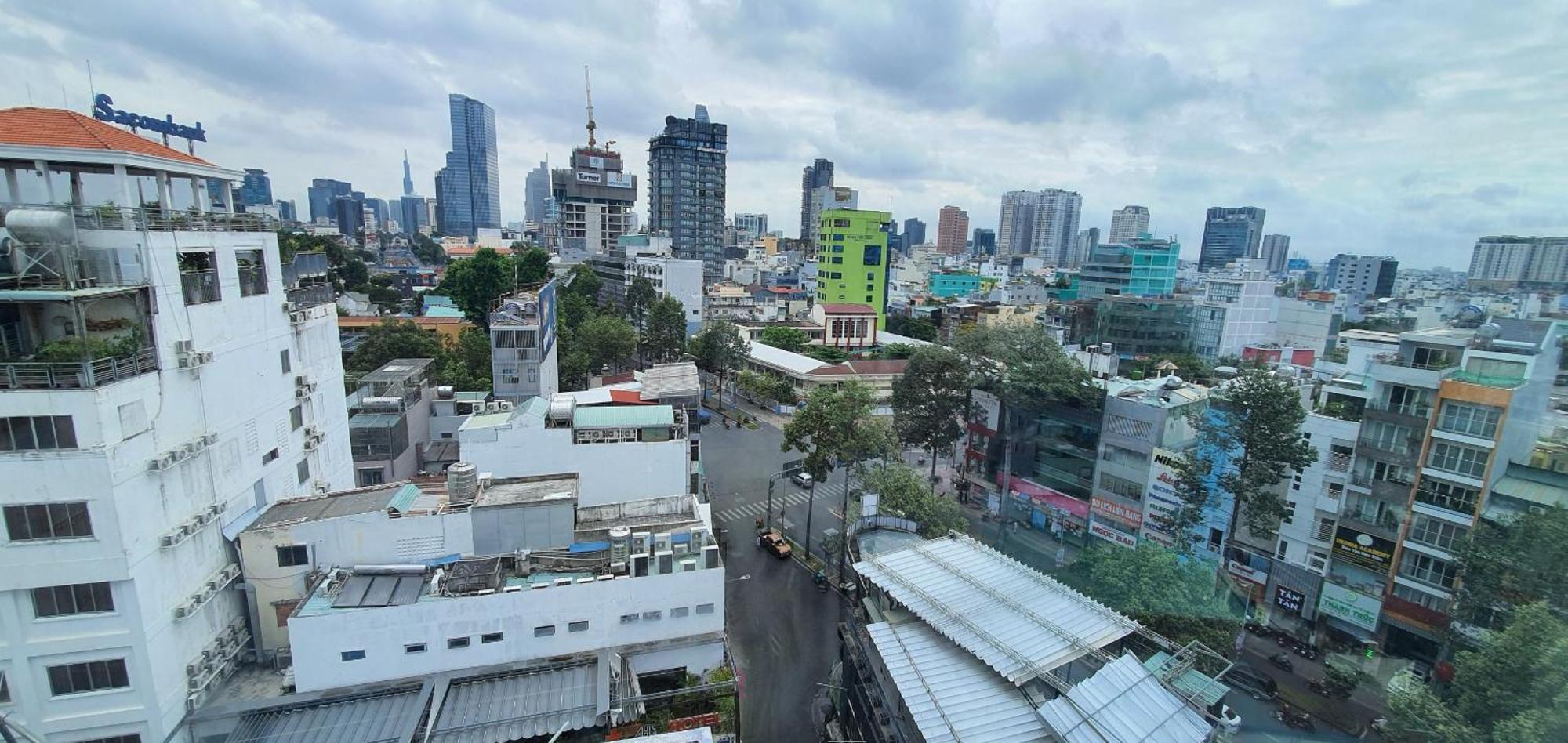 Gemini Saigon Hotel & Apartment Хошимин Екстериор снимка