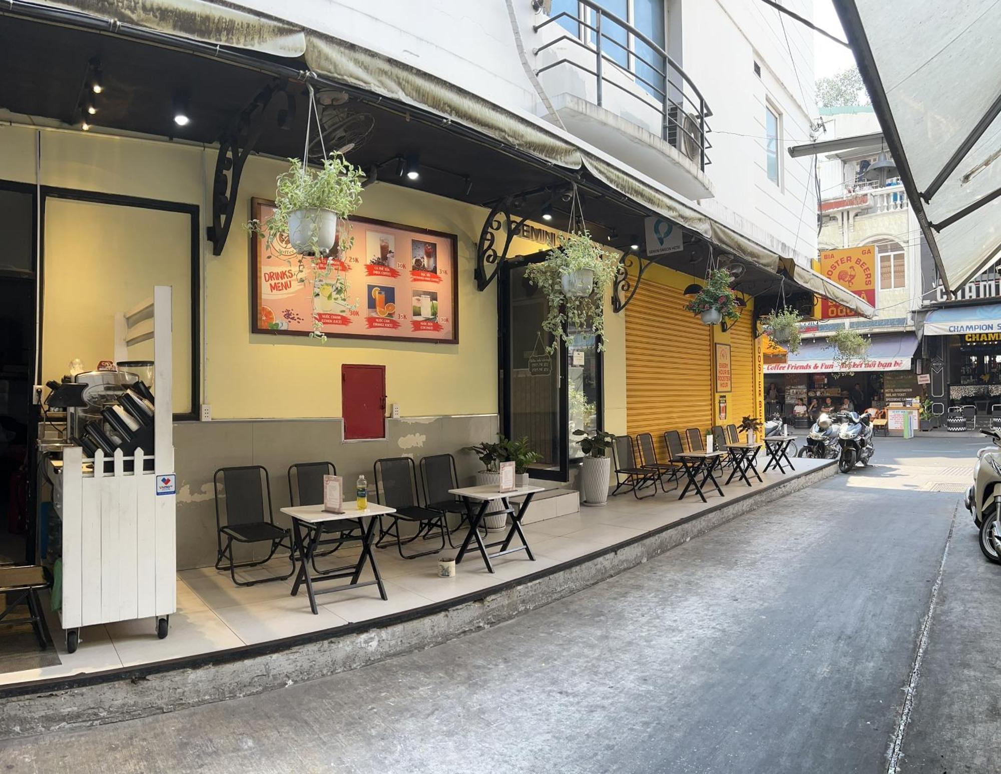 Gemini Saigon Hotel & Apartment Хошимин Екстериор снимка