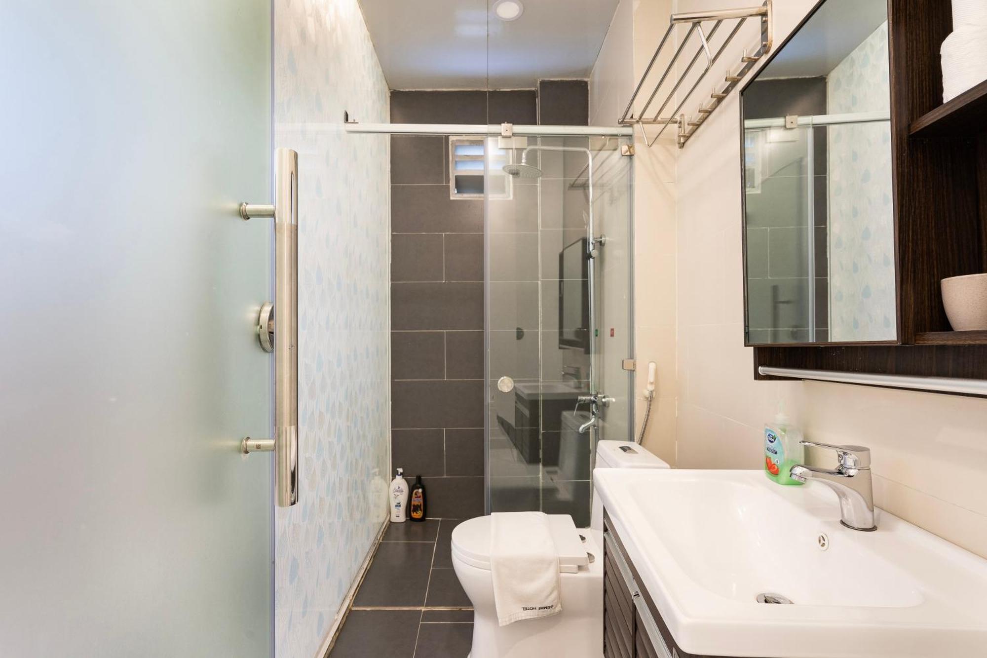 Gemini Saigon Hotel & Apartment Хошимин Екстериор снимка